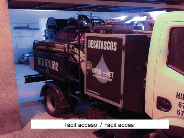 Hipernet, servei d'urgències de desembussos a Badalona